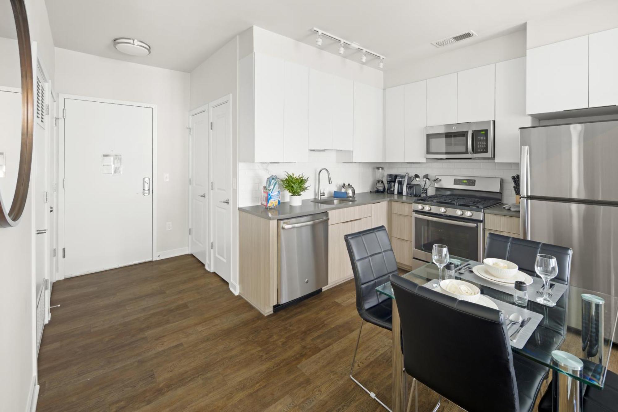 Global Luxury Suites At Reston Eksteriør billede