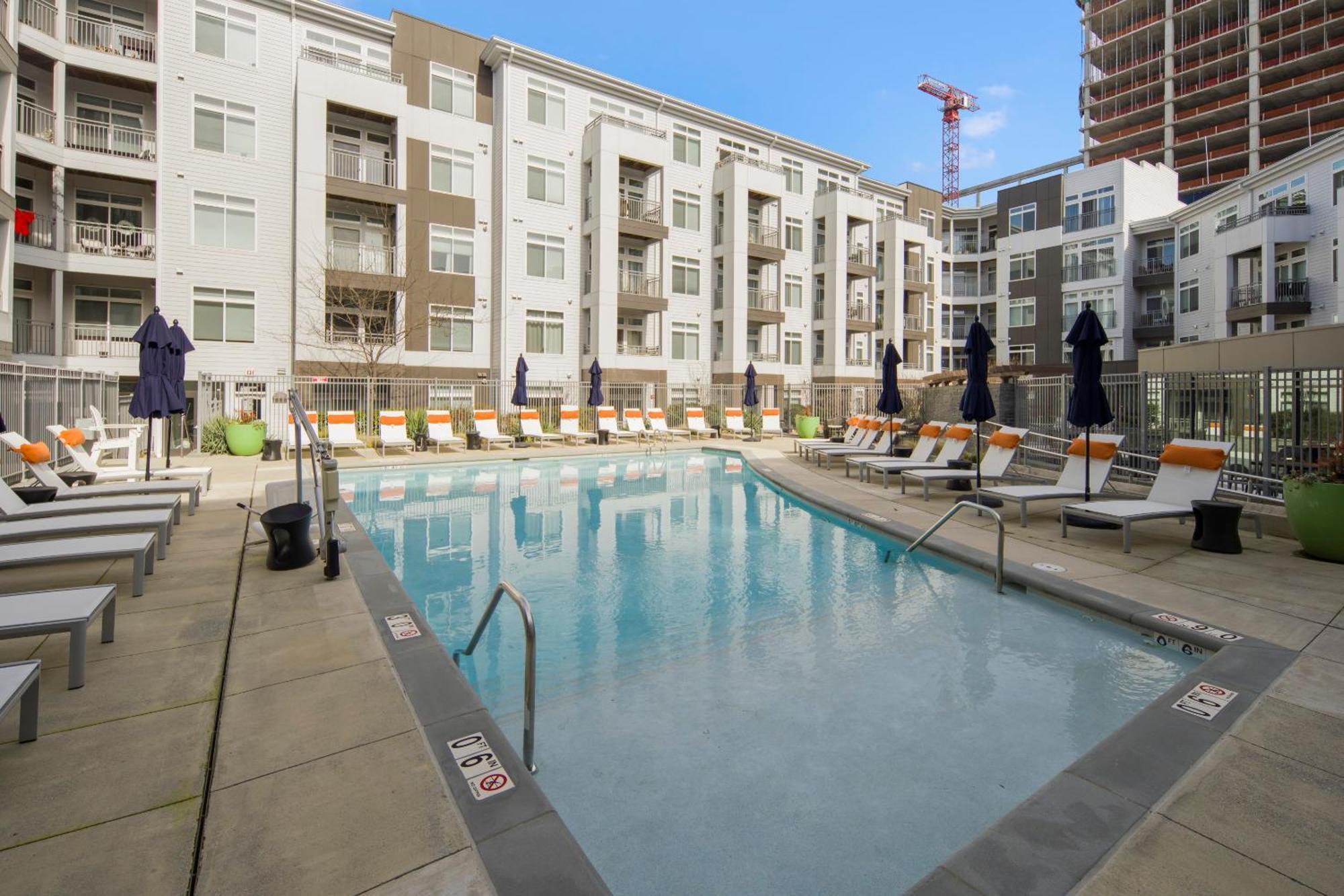 Global Luxury Suites At Reston Eksteriør billede