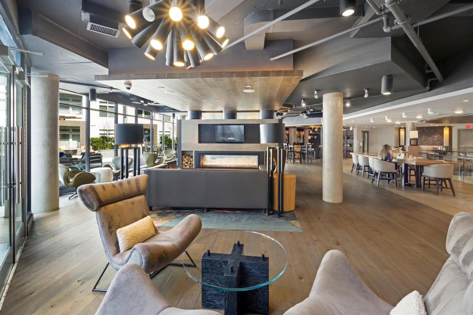 Global Luxury Suites At Reston Eksteriør billede