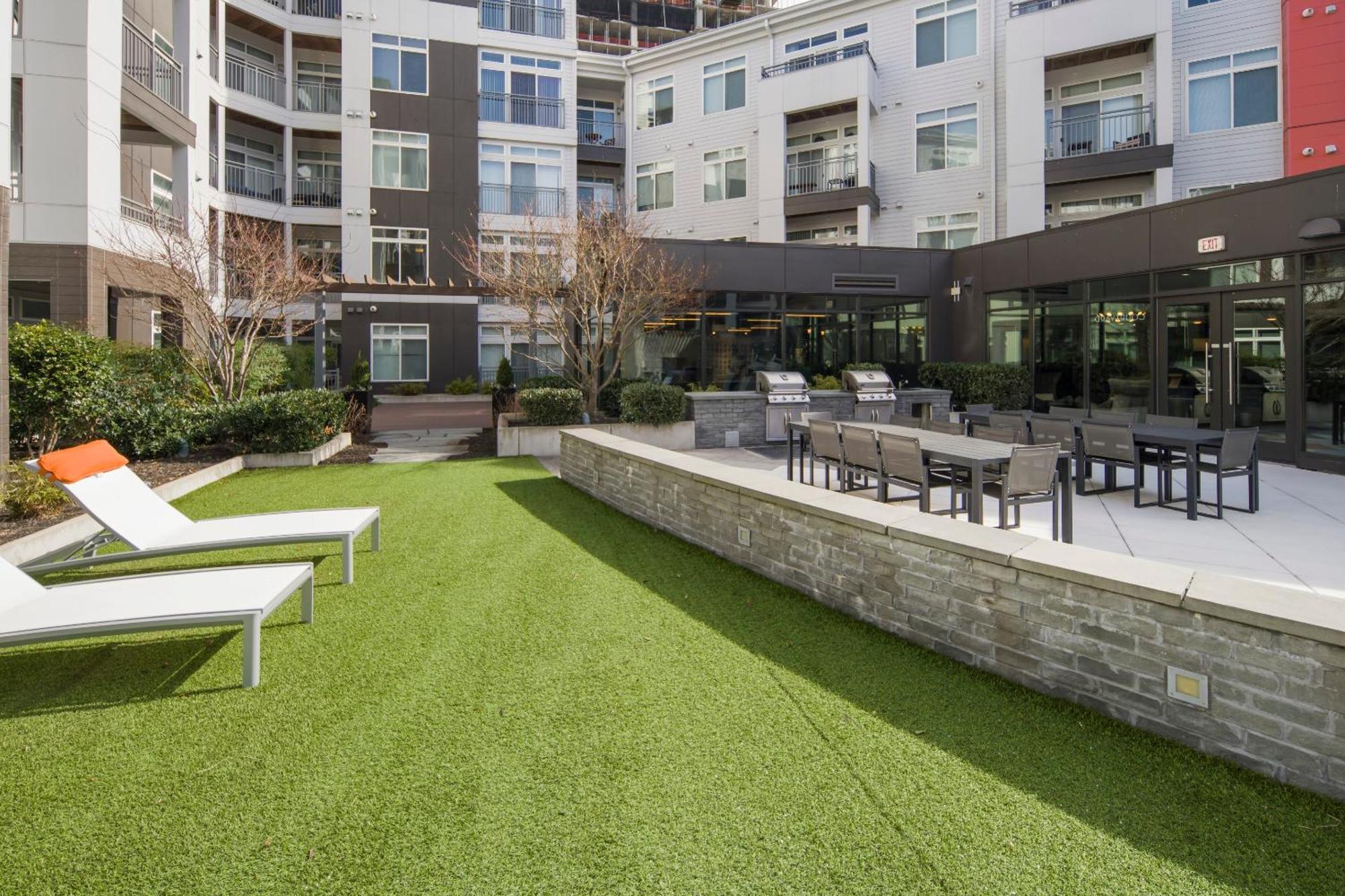 Global Luxury Suites At Reston Eksteriør billede